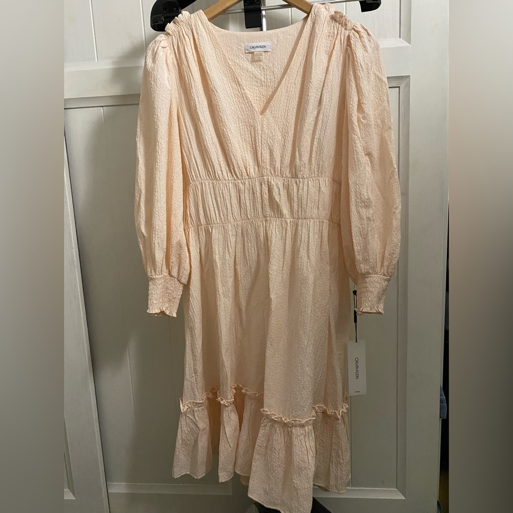 NWT Calvin Klein Lightweight Crinkle Dress